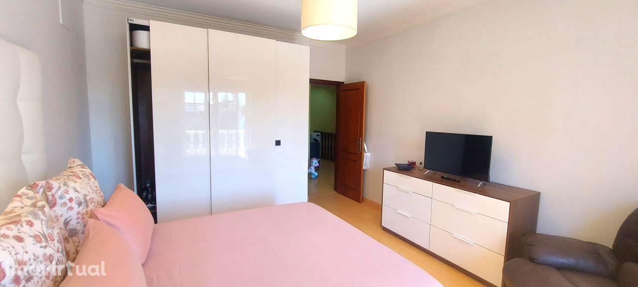 VALE MILHAÇOS - Moradia T4 (com 7 quartos!) - Grande imagem: 2/28