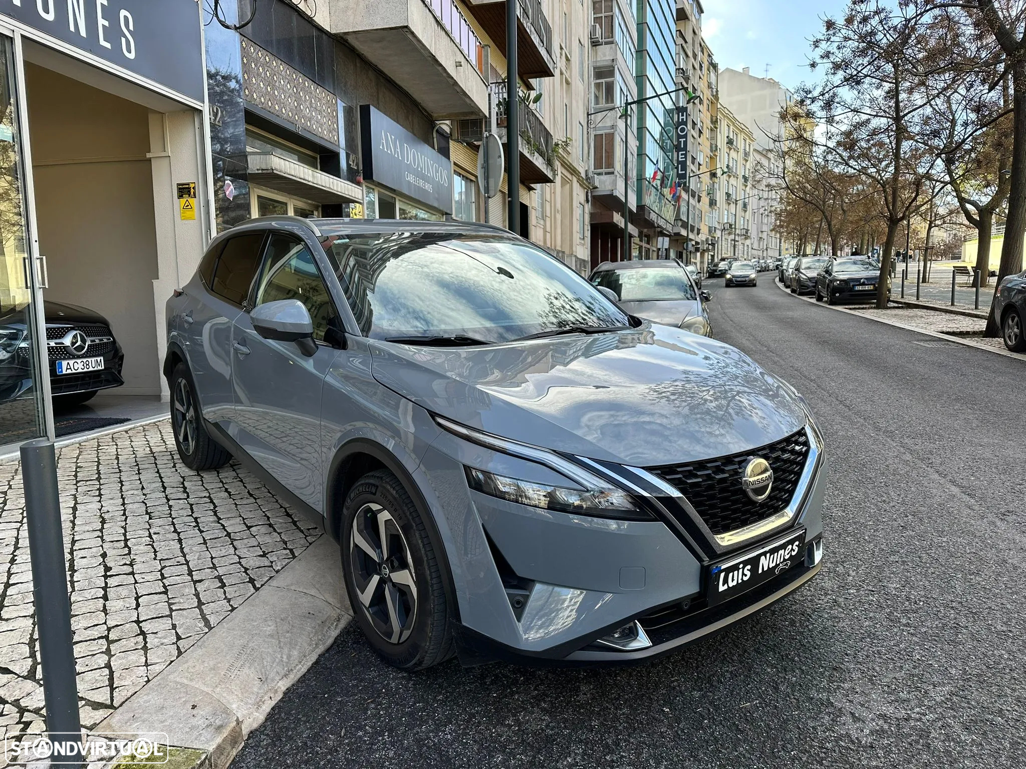 Nissan Qashqai 1.3 DIG-T N-Connecta Xtronic - 3