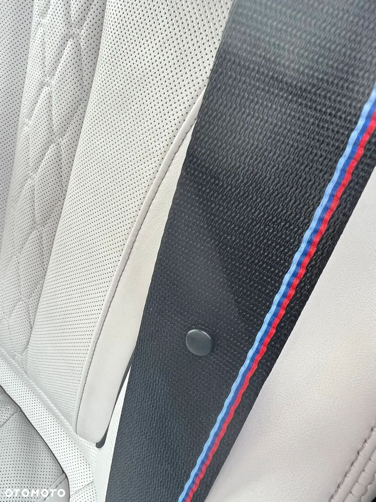 BMW X6 xDrive40d mHEV - 10