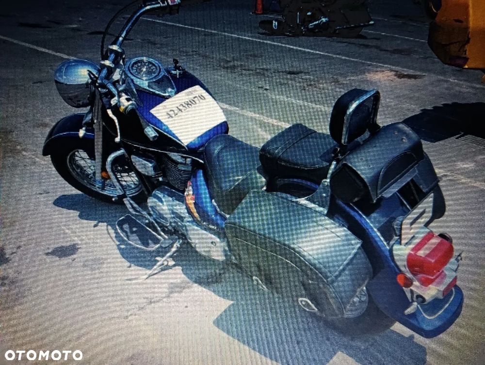 Suzuki VL 800 Volusia - Boulevard C50 - 12