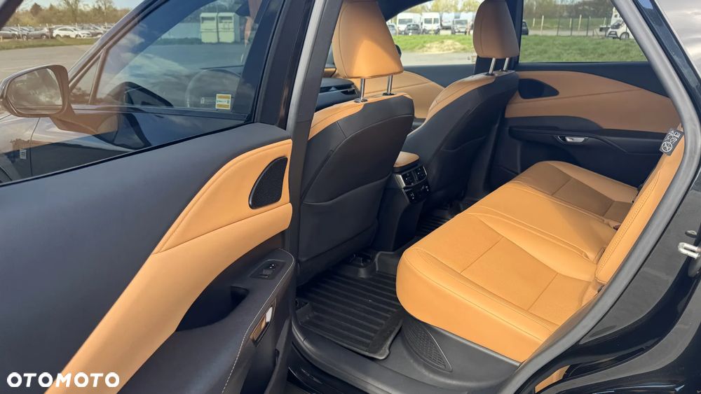 Lexus RX 350h F Sport Design - 16