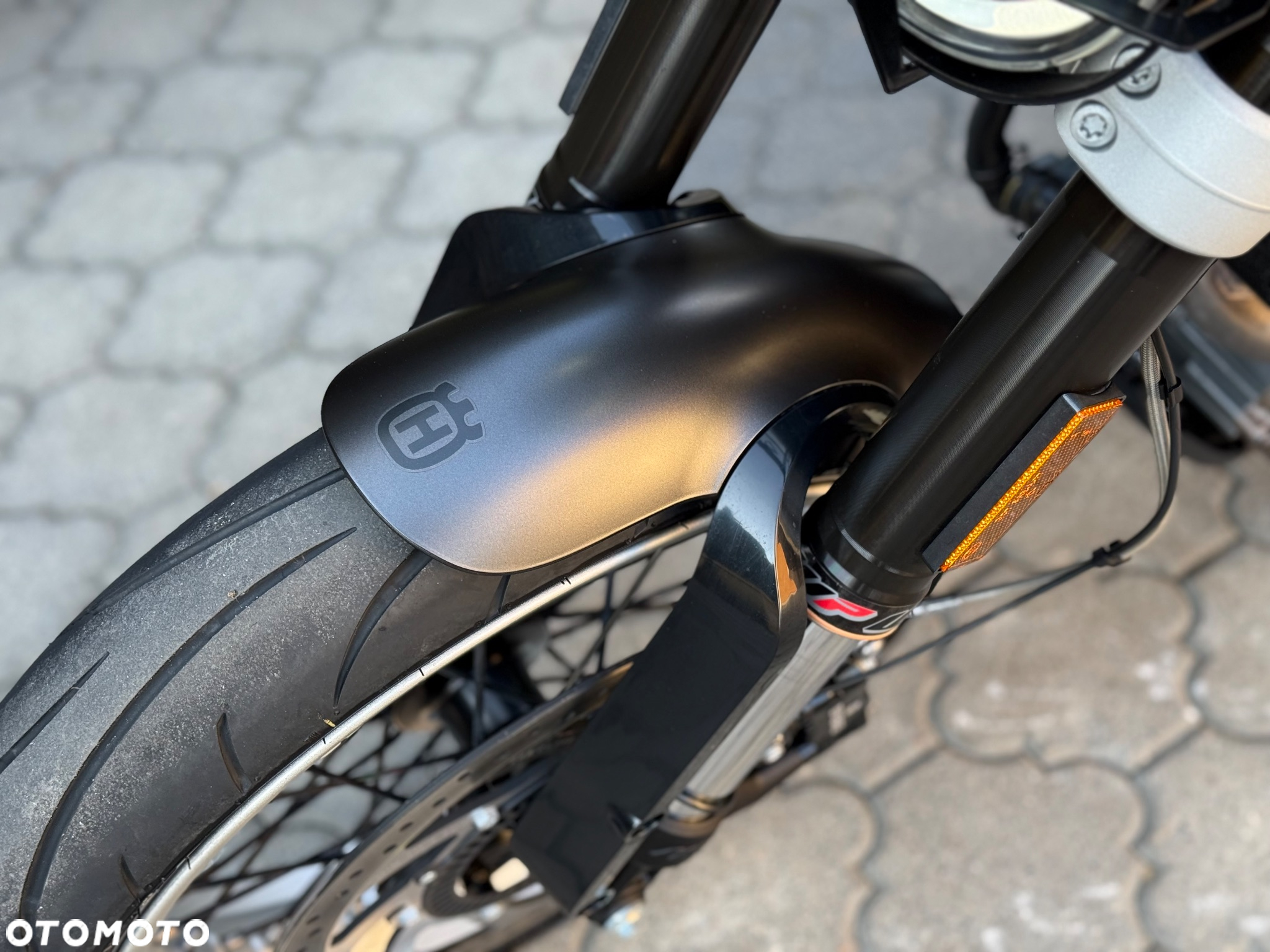 Husqvarna Svartpilen - 26