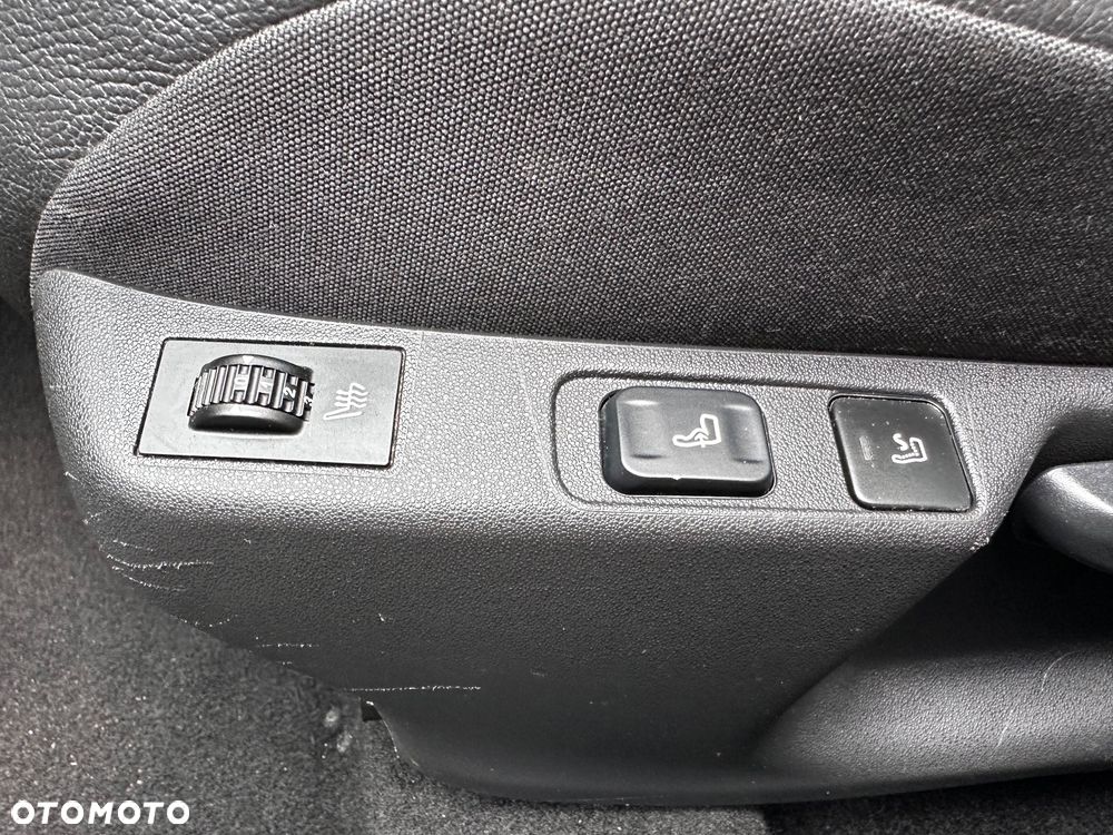 Citroën C4 VTi 120 Exclusive - 35