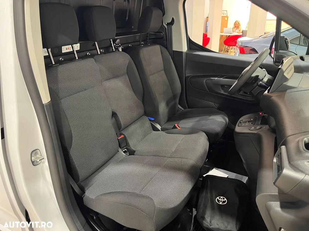 Toyota Proace - 14