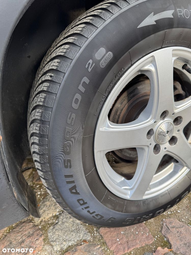 Chevrolet Trax 1.6 LS - 34