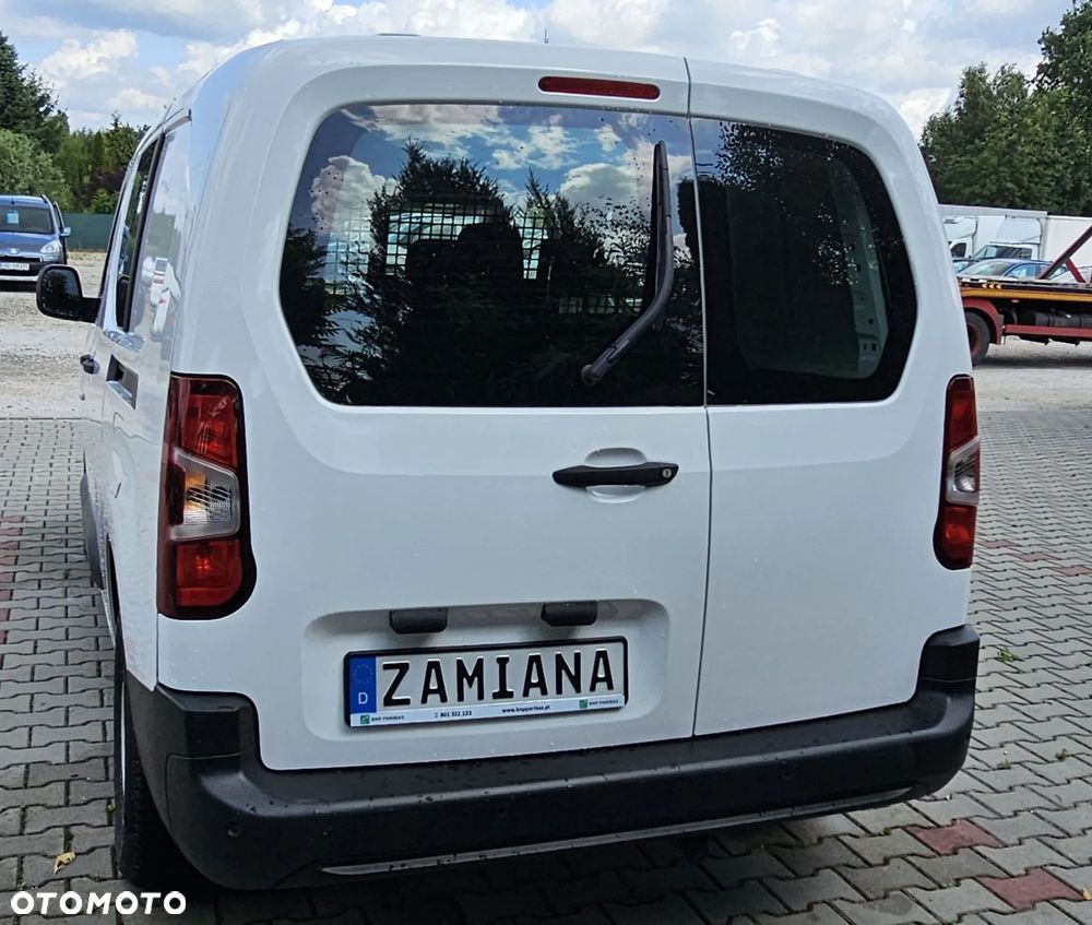 Toyota ProAce Kombi 1.5 D-4D Medium 2,6t - 12