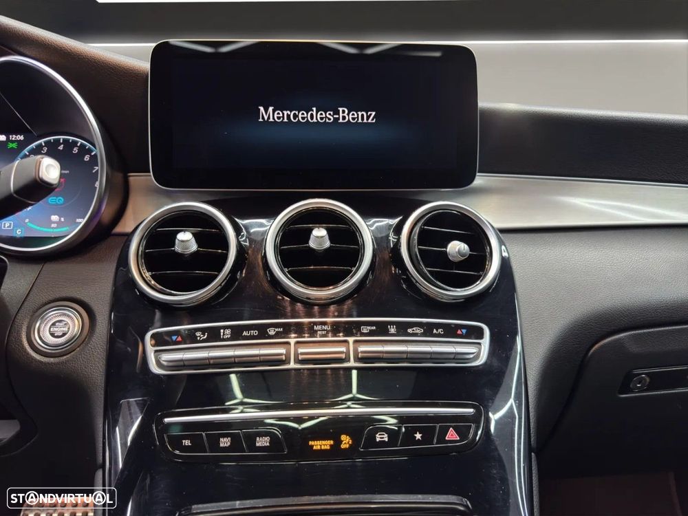 Mercedes-Benz GLC 300 e Coupé 4Matic - 14