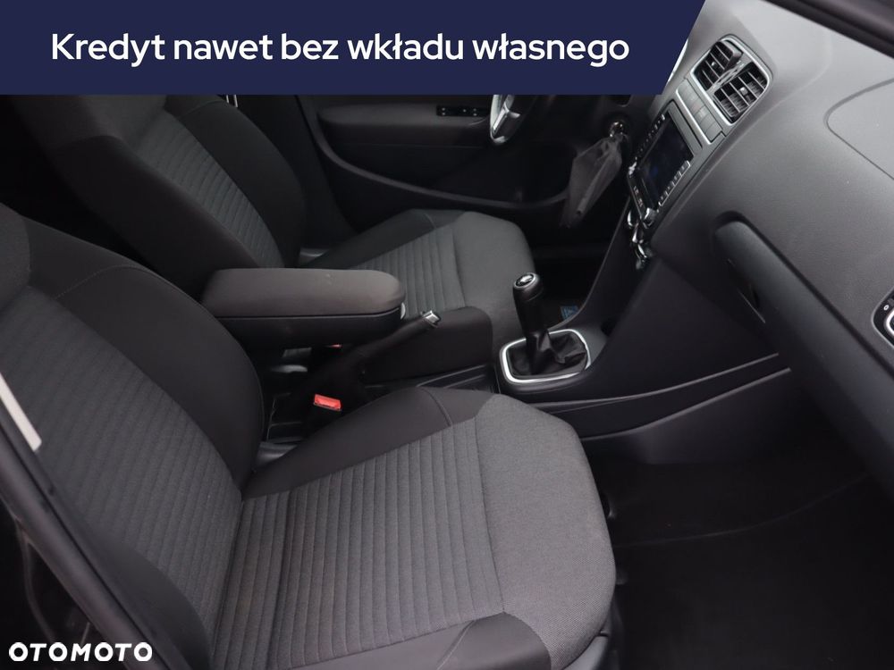 Volkswagen Polo - 11