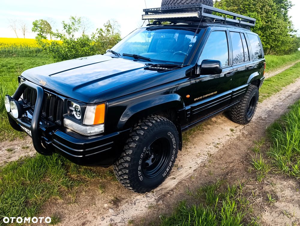 Jeep Grand Cherokee - 4