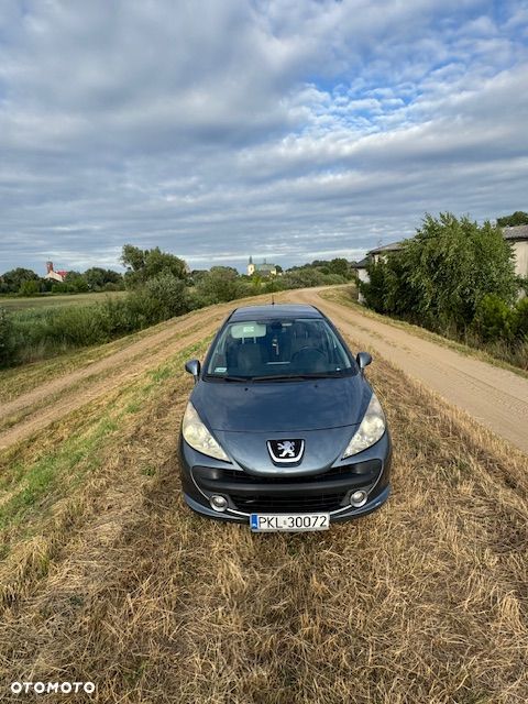 Peugeot 207 - 16