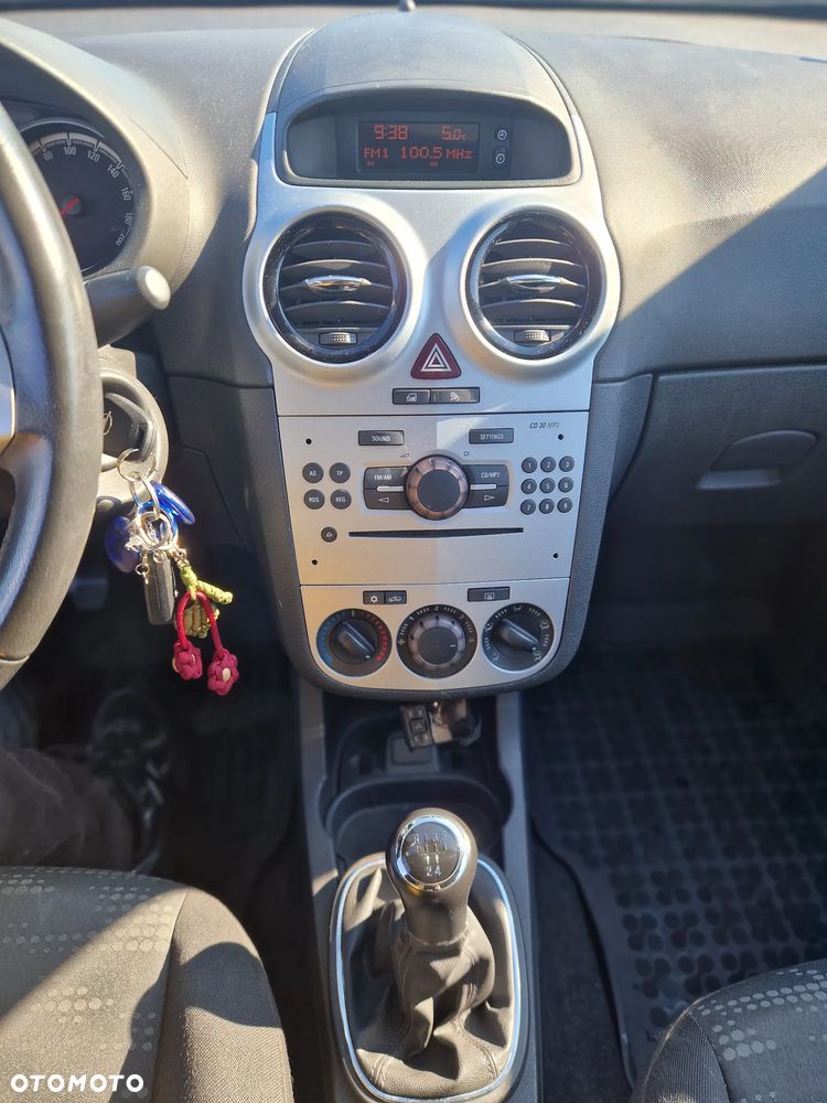 Opel Corsa - 7