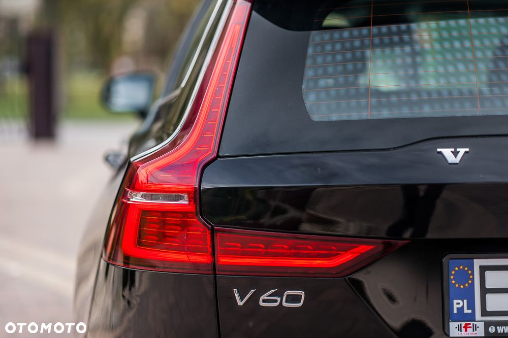 Volvo V60 D3 Drive-E Momentum - 9