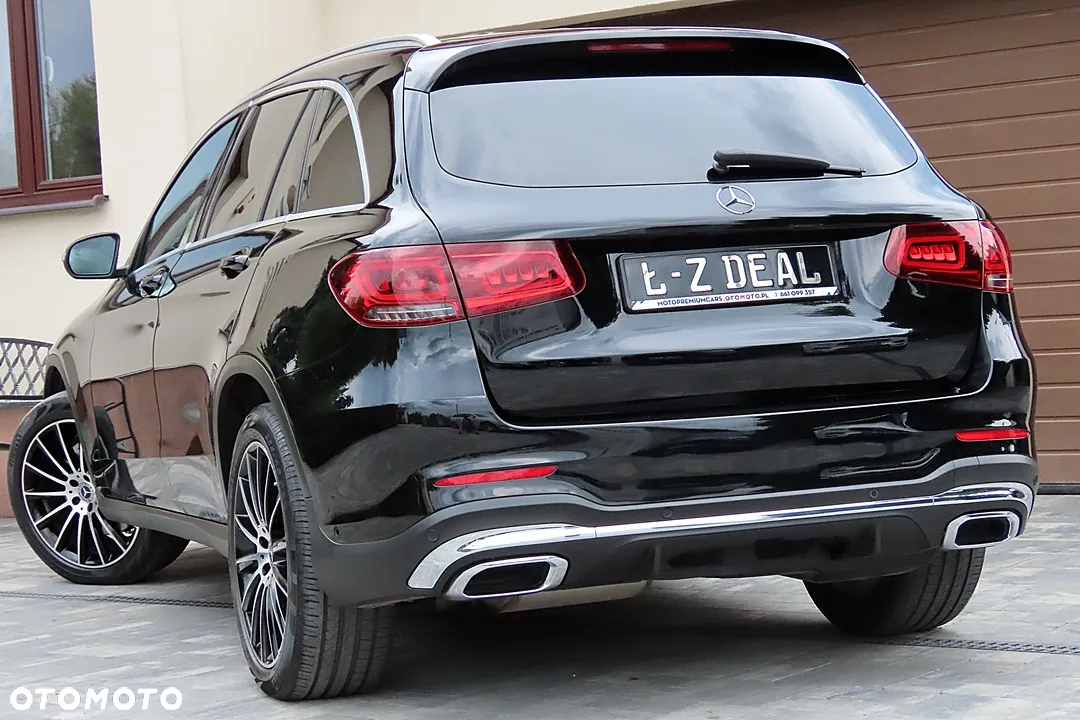 Mercedes-Benz GLC 300 d 4Matic 9G-TRONIC AMG Line - 8