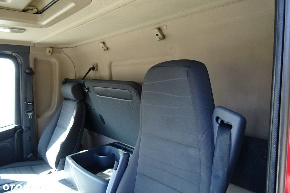 Scania P250 Euro 6 sypialna, firanka 18pal, winda, sprowadzony - 12