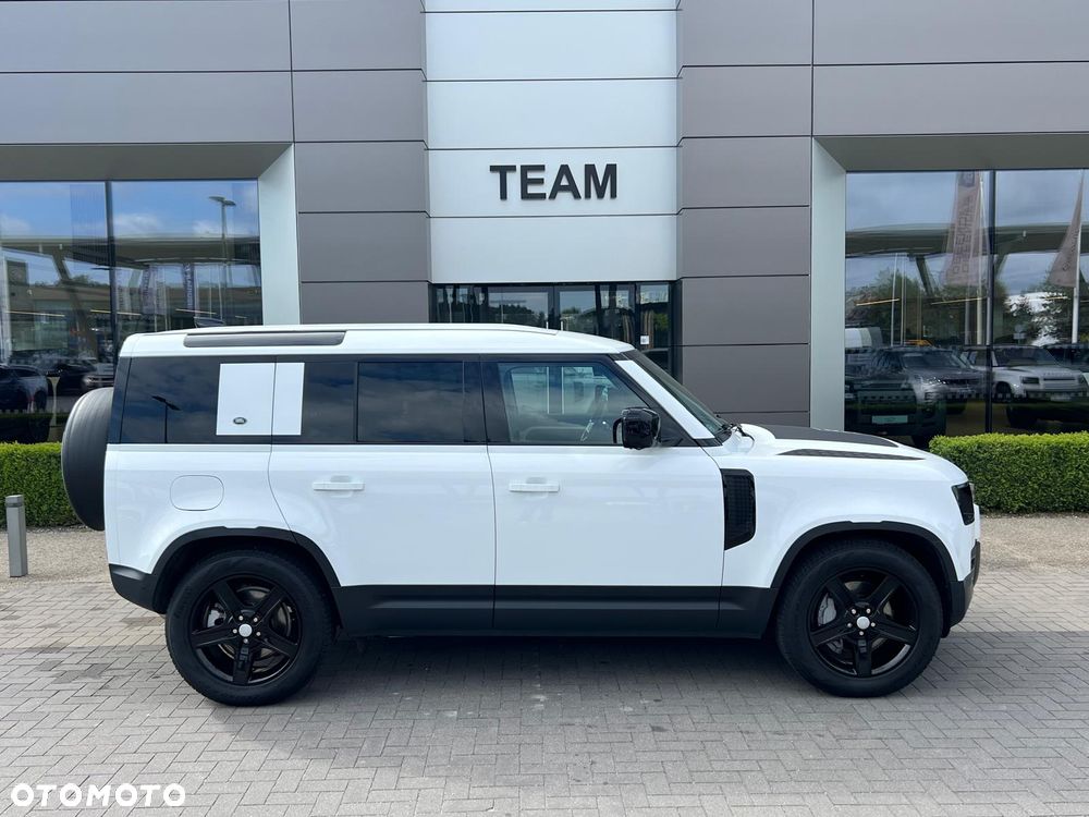 Land Rover Defender 3.0 P400 mHEV SE - 18
