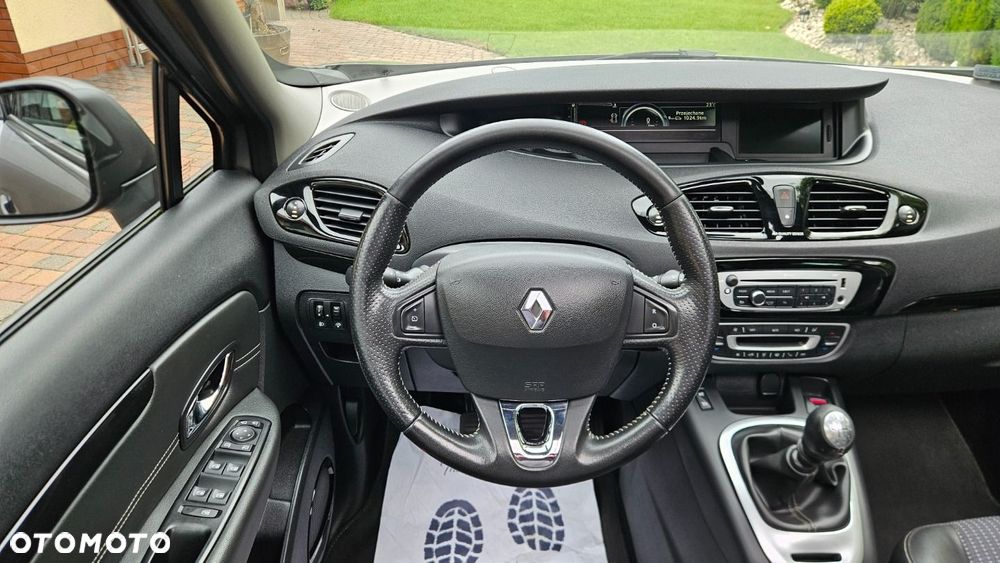 Renault Scenic - 16