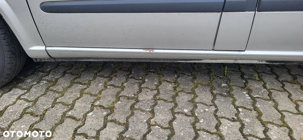 Mercedes-Benz Vito 639.703 - 8