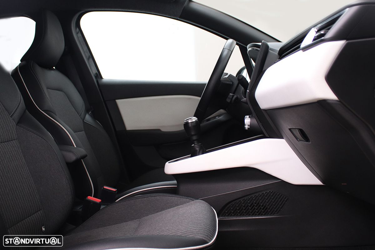Renault Clio 1.0 TCe Techno - 21