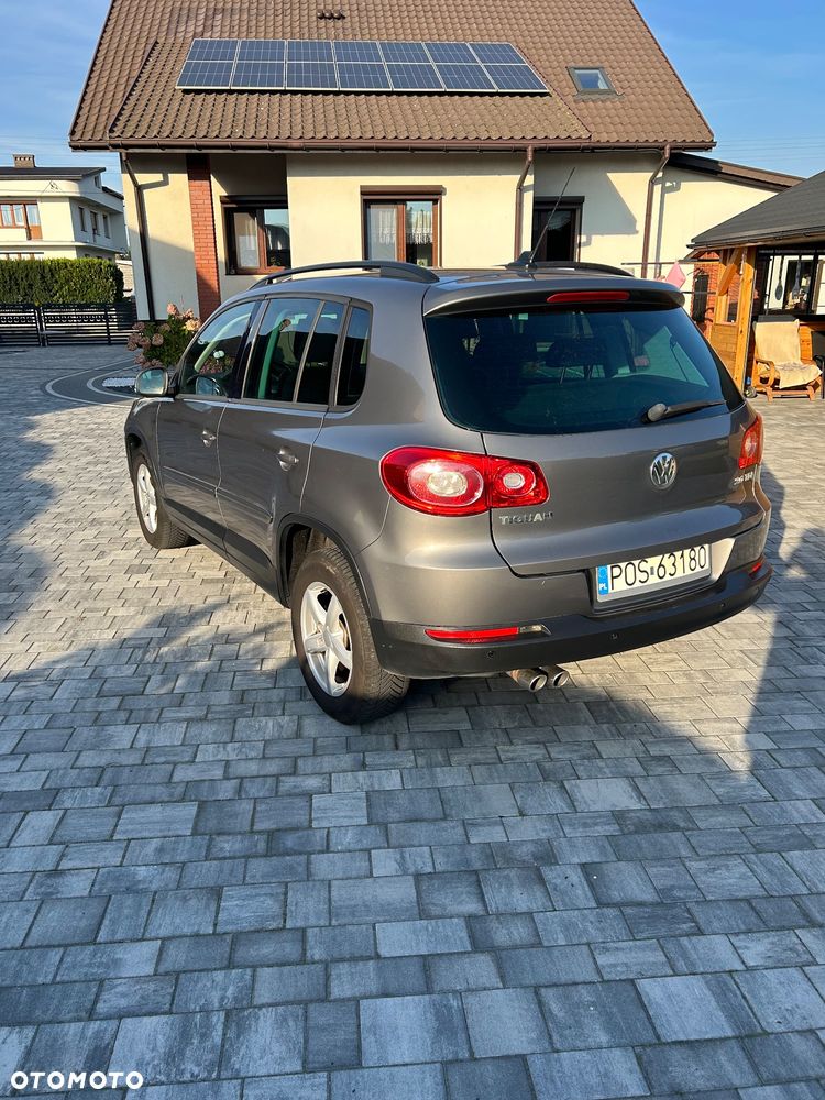 Volkswagen Tiguan 2.0 TDI DPF 4Motion Track & Field - 6