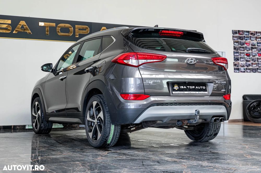 Hyundai Tucson 2.0 CRDI 4WD Automatik Premium - 33