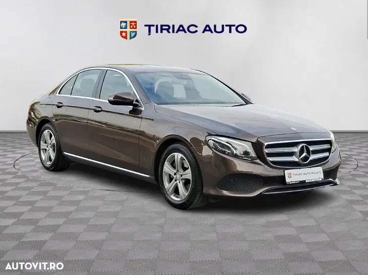 Mercedes-Benz E 200 4MATIC Aut. - 8