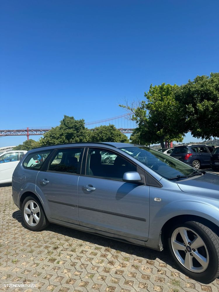 Ford Focus SW 1.4 Sport - 2