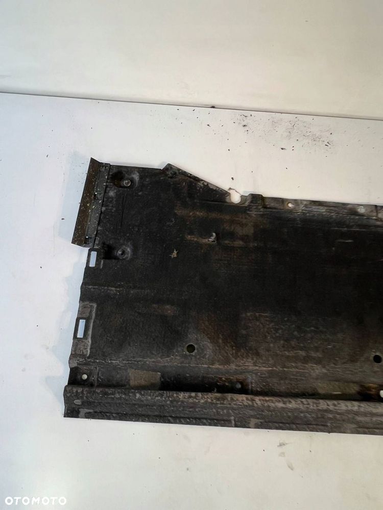 Osłona podwozia przednia Audi A4 S4 B8 8K 2013 PRZÓD - 9