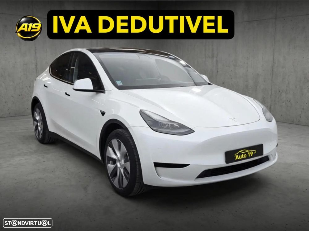 Tesla Model Y - 1