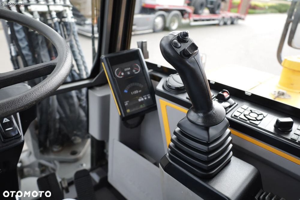 Volvo EW60E - 32