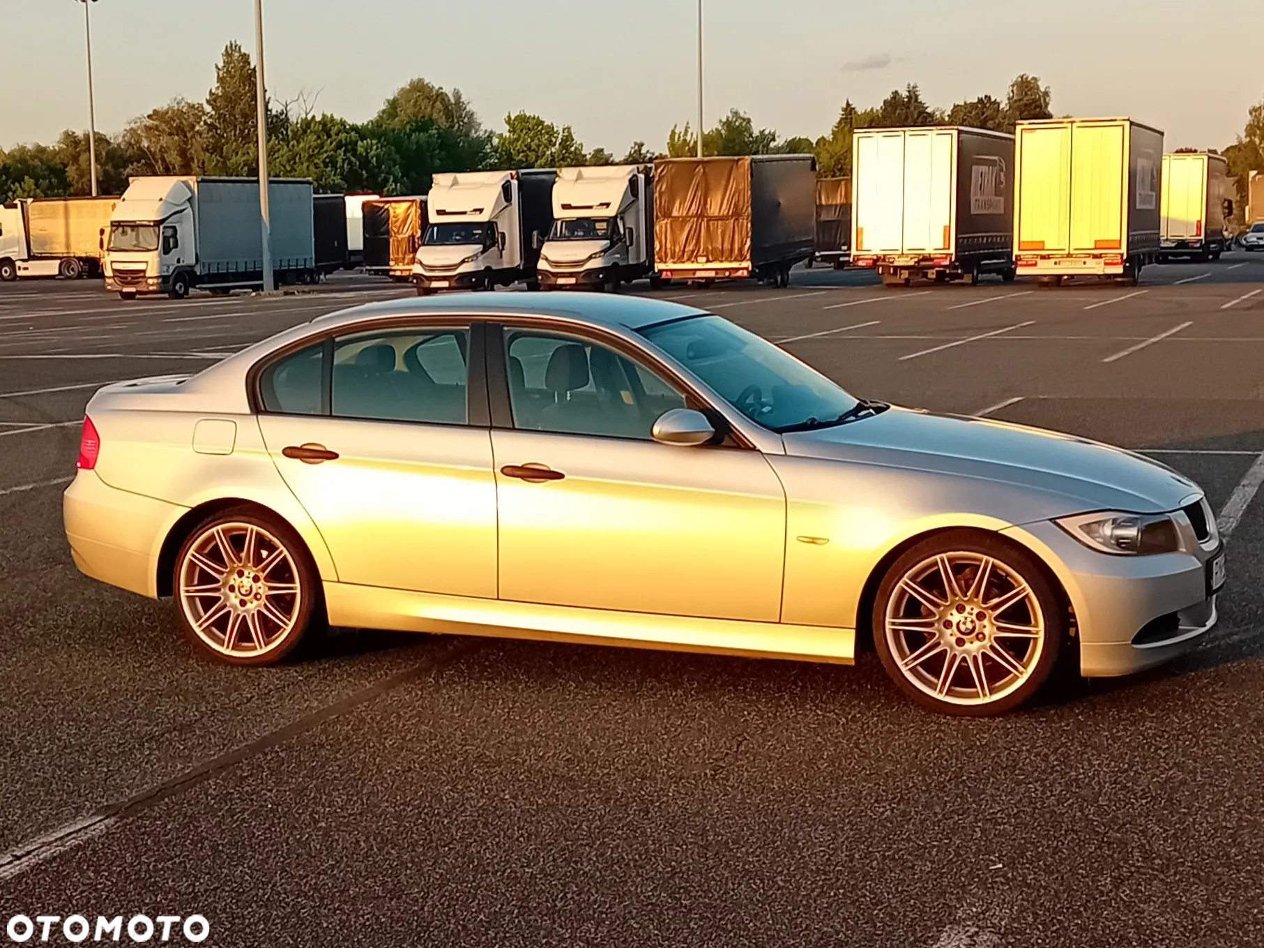 BMW Seria 3 318d - 20