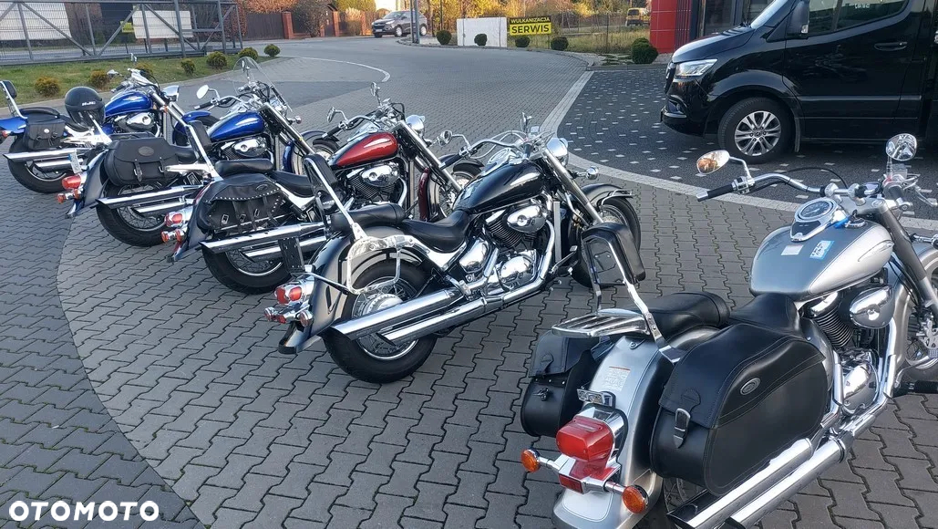 Suzuki Intruder - 15