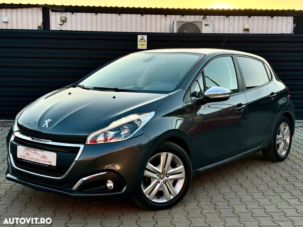 Peugeot 208 1.2 VTi Allure - 1