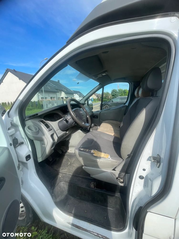 Opel Vivaro - 9