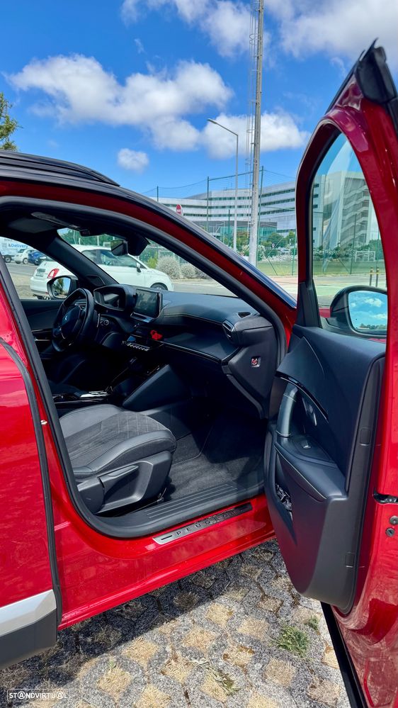 Peugeot 2008 1.5 BlueHDi GT Line EAT8 - 12