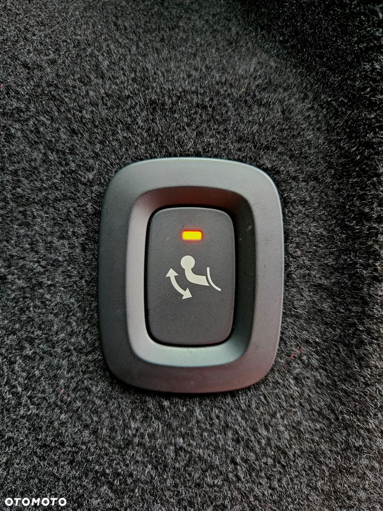 Volvo XC 60 D4 AWD R-Design - 30