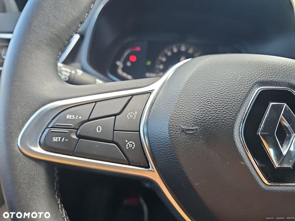Renault Clio - 23