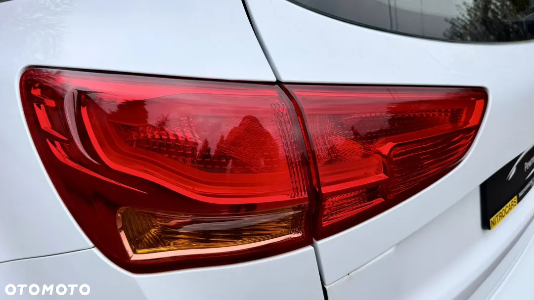 Kia Ceed 1.4 CVVT SW Dream-Team Edition - 10