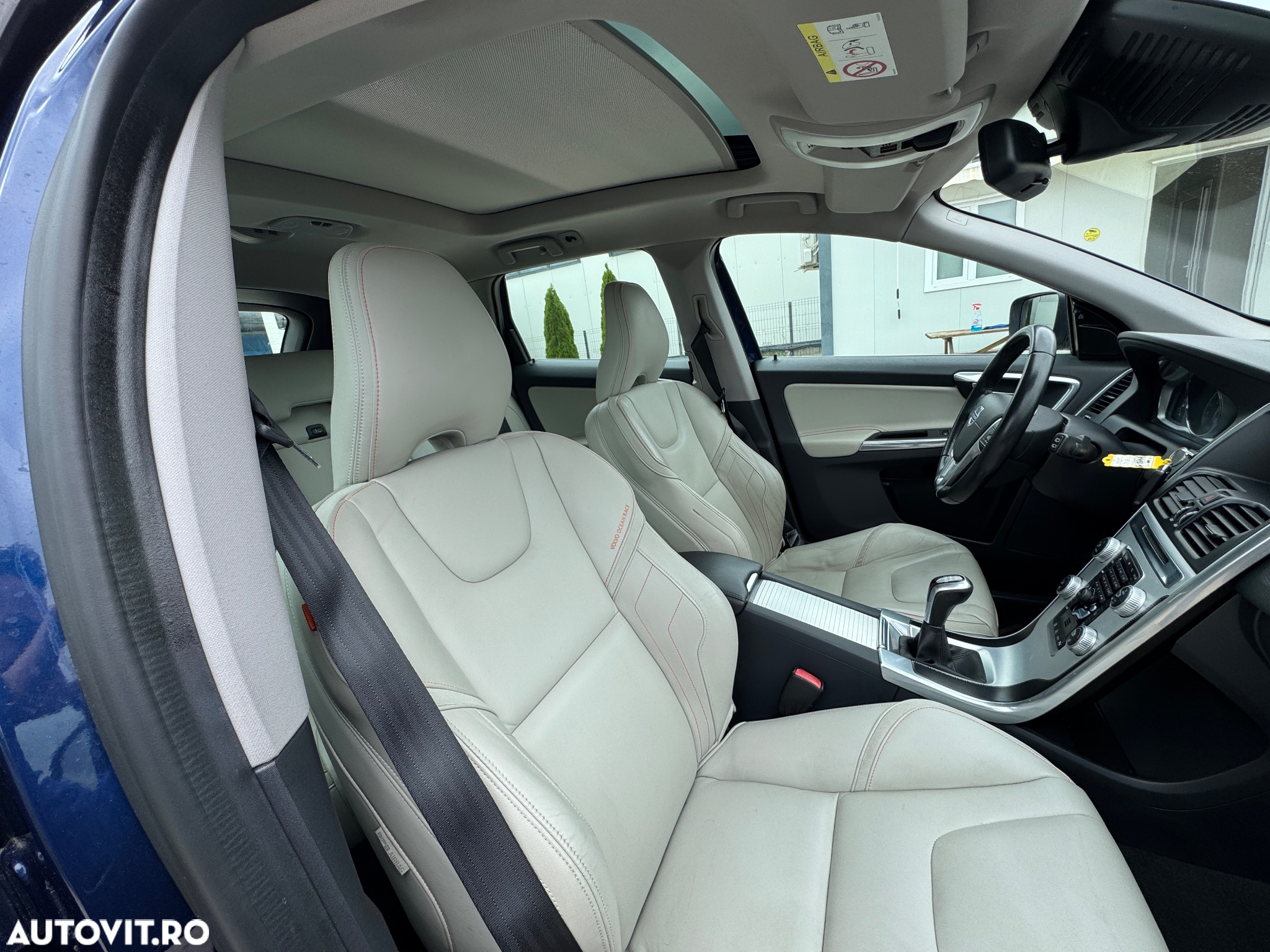 Volvo XC 60 D4 Ocean Race - 13