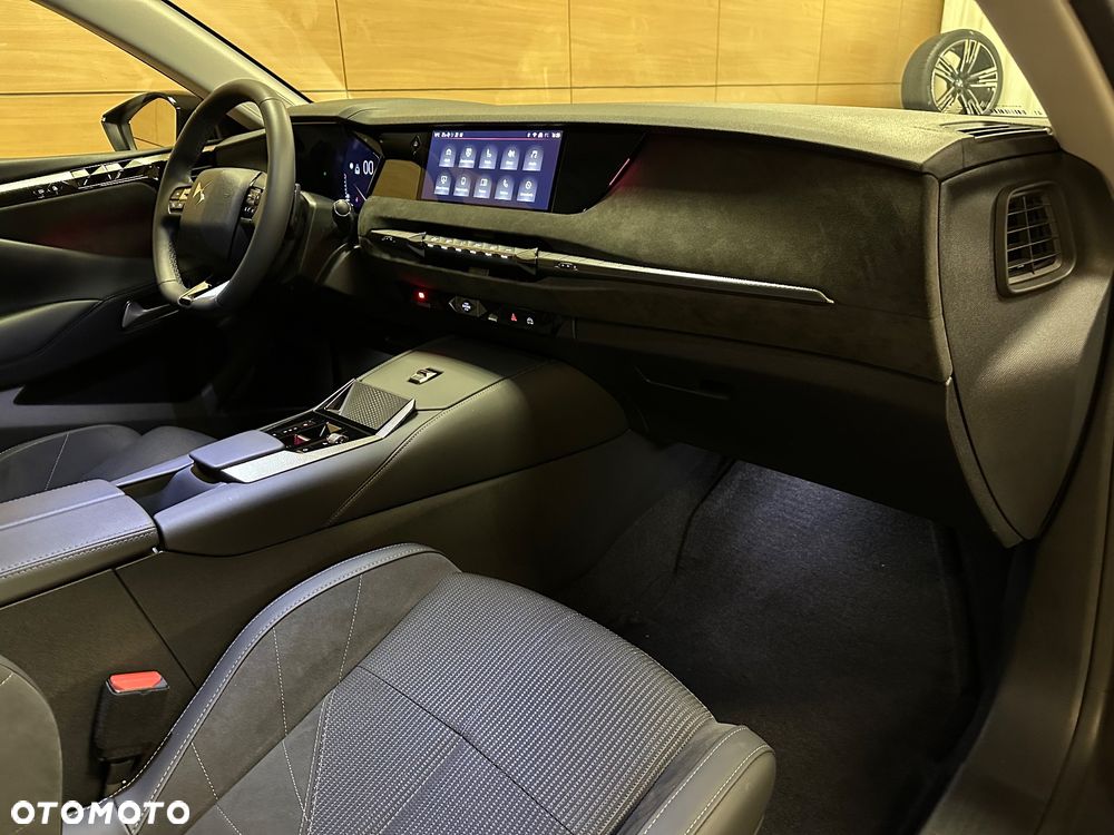 DS Automobiles DS 4 1.5 BlueHDi Antoine de Saint Exupéry - 9