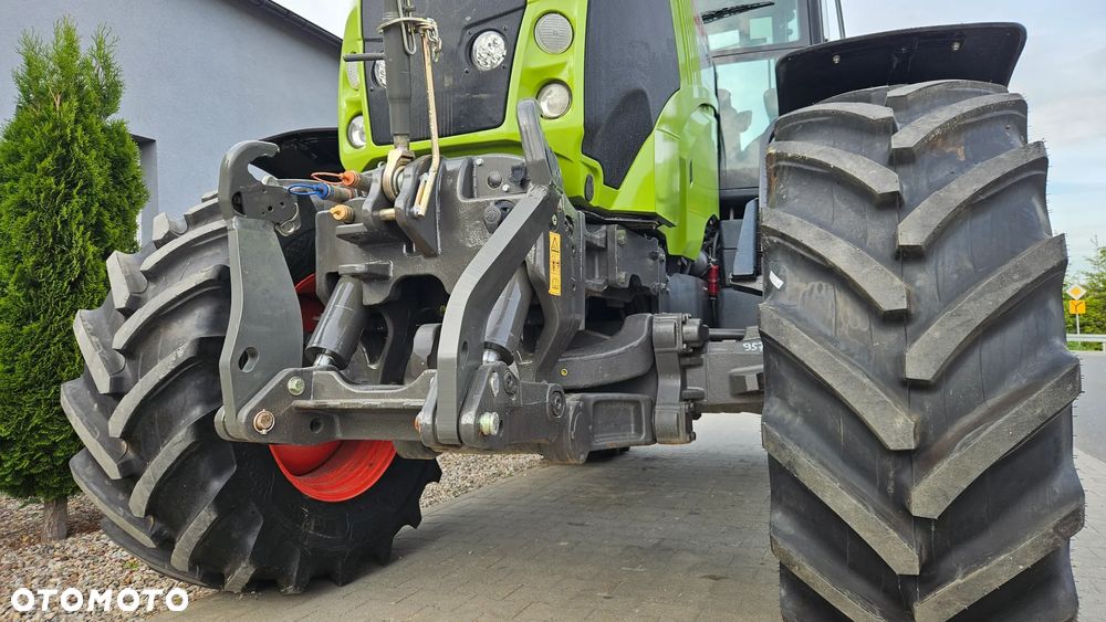 Claas Axion 830 - 2
