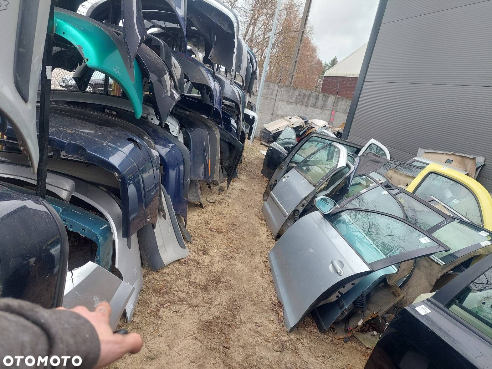 KOMPLETNY TYŁ KLAPA BAGAŻNIKA ZDERZAK LAMPY OPEL ASTRA H 3D GTC Z157 - 14