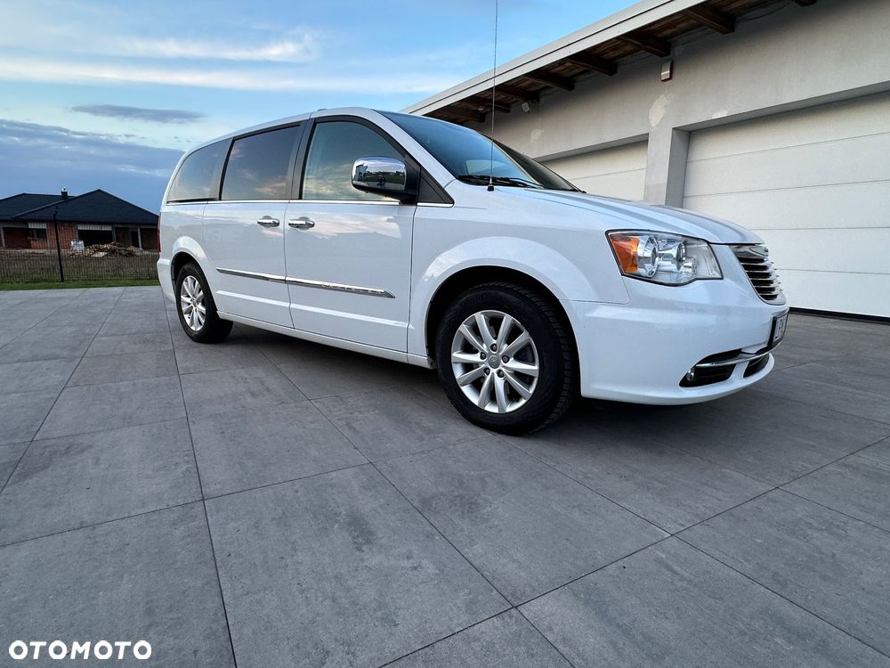 Chrysler Town & Country 3.6 Limited - 3