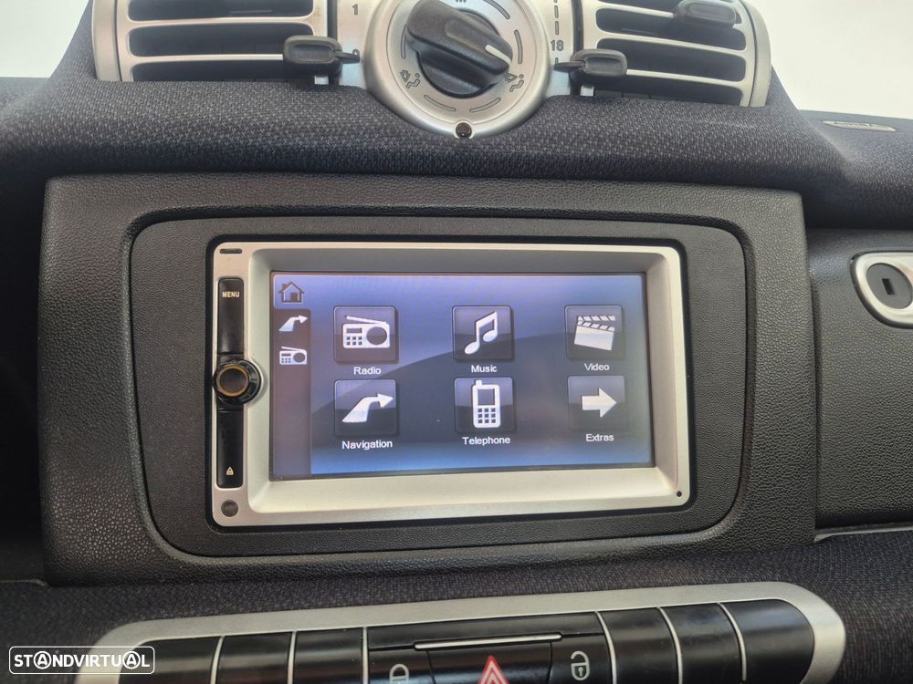 Smart ForTwo Coupé 1.0 mhd Passion 71 Softouch - 14