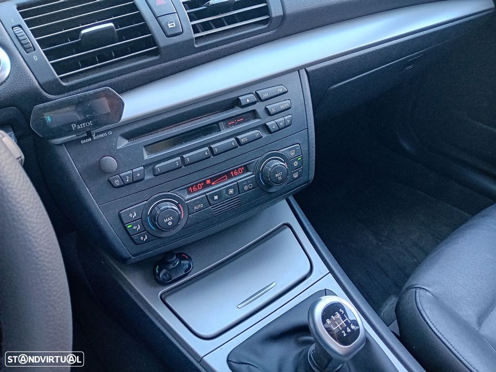 BMW 120 d Sport - 17