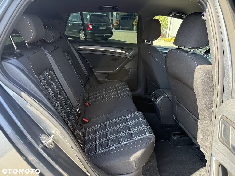 Volkswagen Golf GTD (BlueMotion Technology) DSG - 10