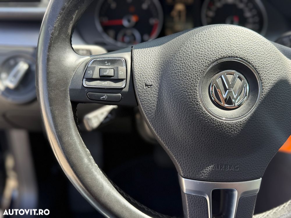 Volkswagen Passat 2.0 TDI DSG BlueMotion Technology Comfortline - 6