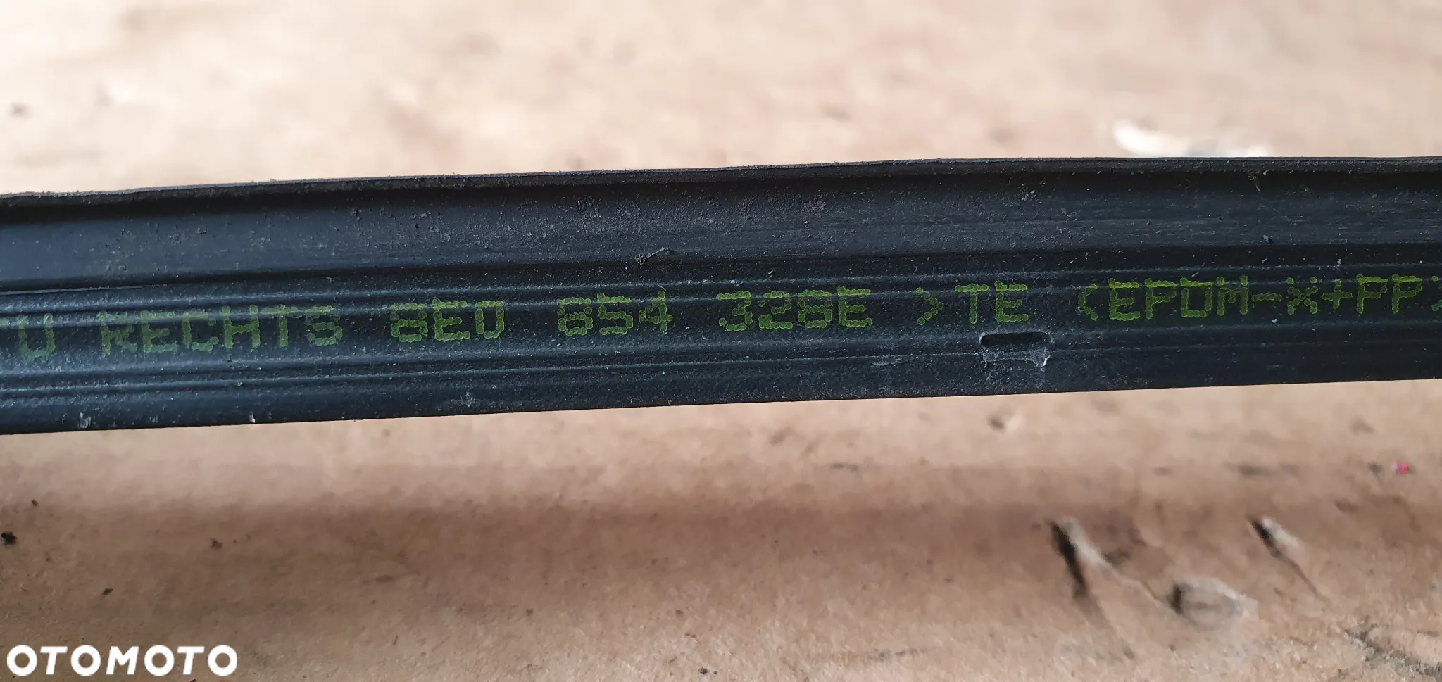 Listwa szyby czołowej prawy przód Audi A4 B7 8E0854328E - 6