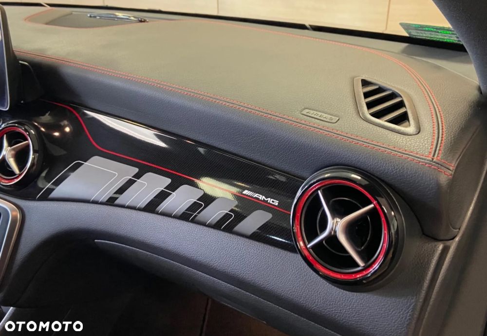 Mercedes-Benz CLA AMG 45 4-Matic - 27