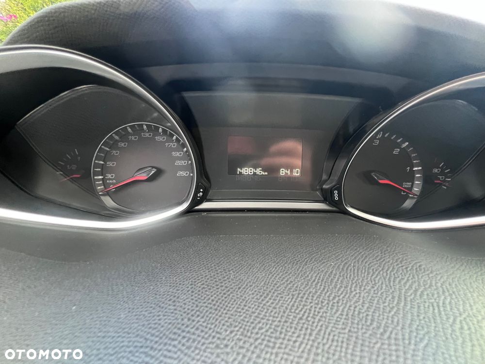Peugeot 308 - 13