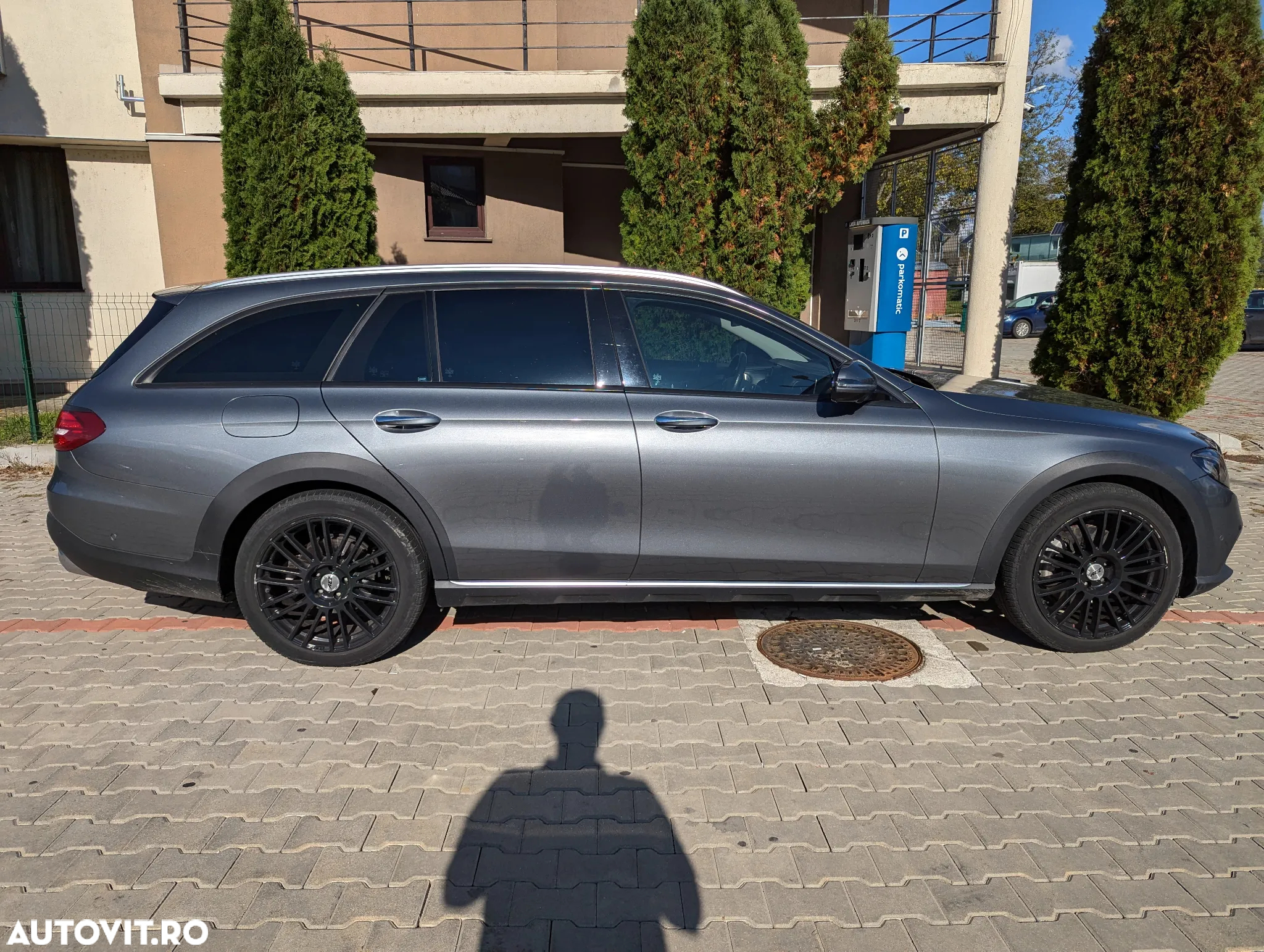 Mercedes-Benz E 220 d All-Terrain 4MATIC Aut. - 9